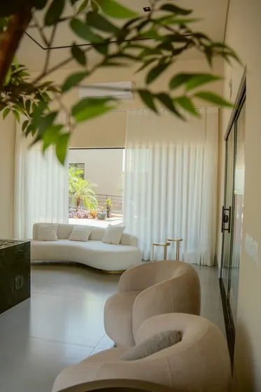 Recepção e lobby da pousada
